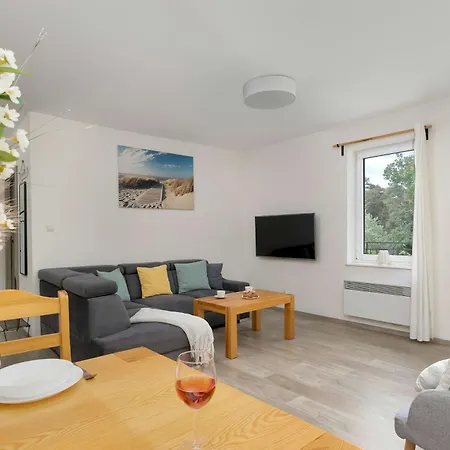 Gryfa Pomorskiego Spacious Close To The By Renters * Międzyzdroje